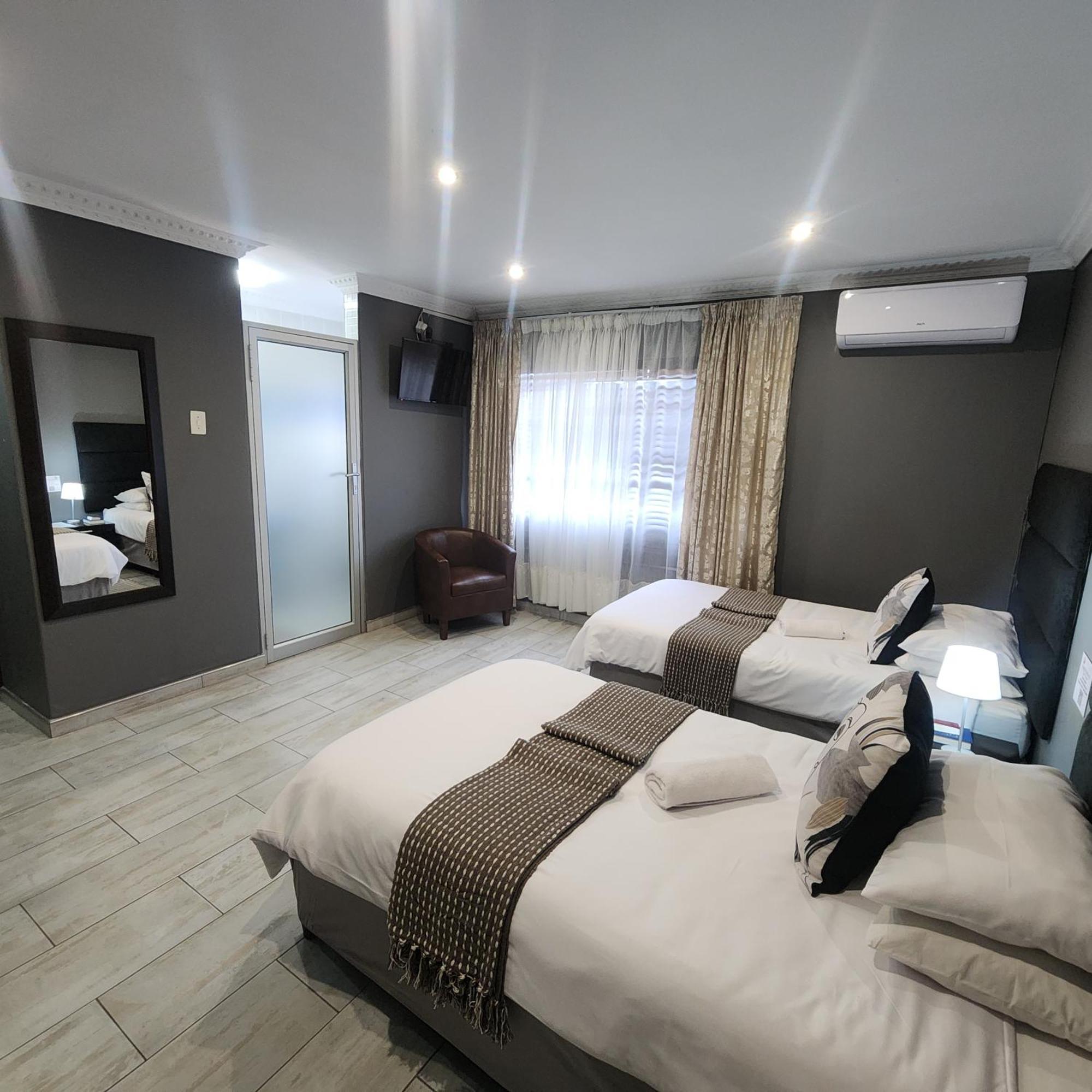 Sleep In Beauty Guesthouse Newcastle Esterno foto