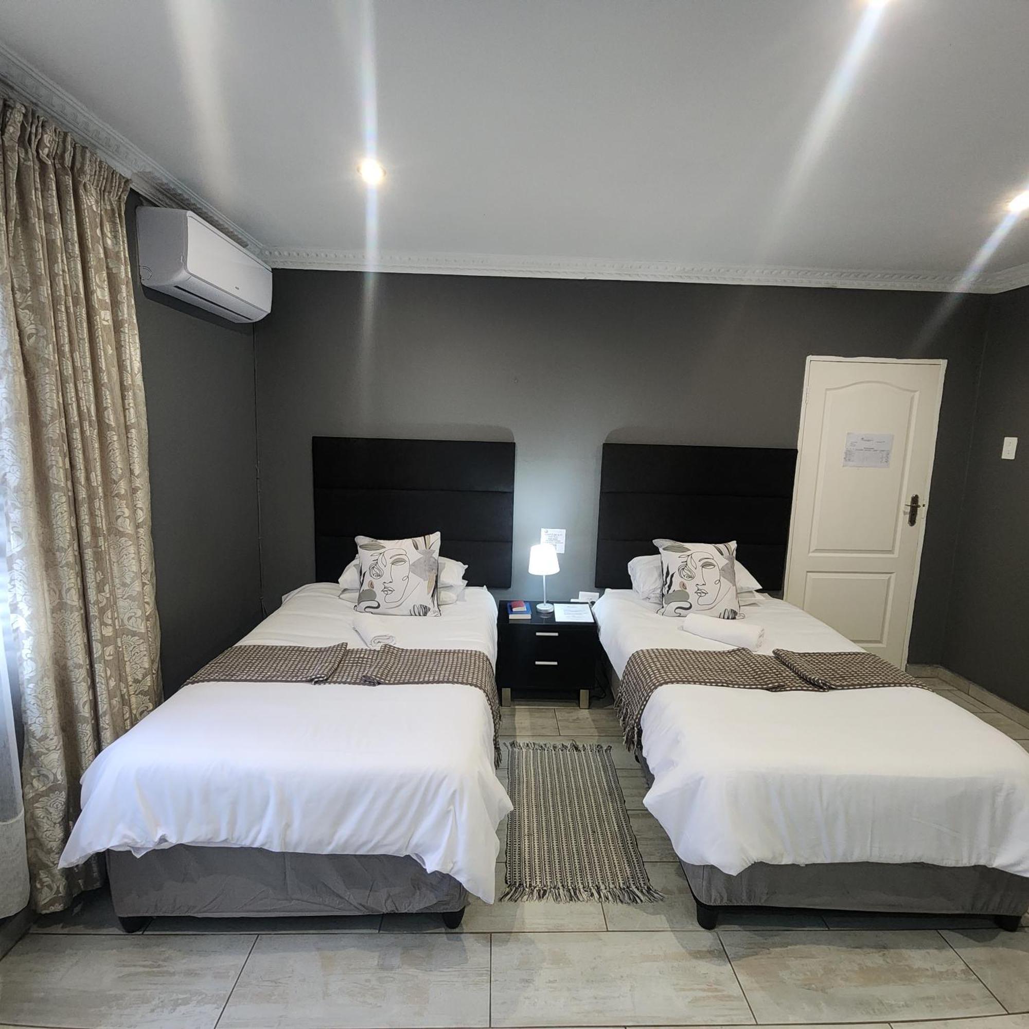 Sleep In Beauty Guesthouse Newcastle Esterno foto